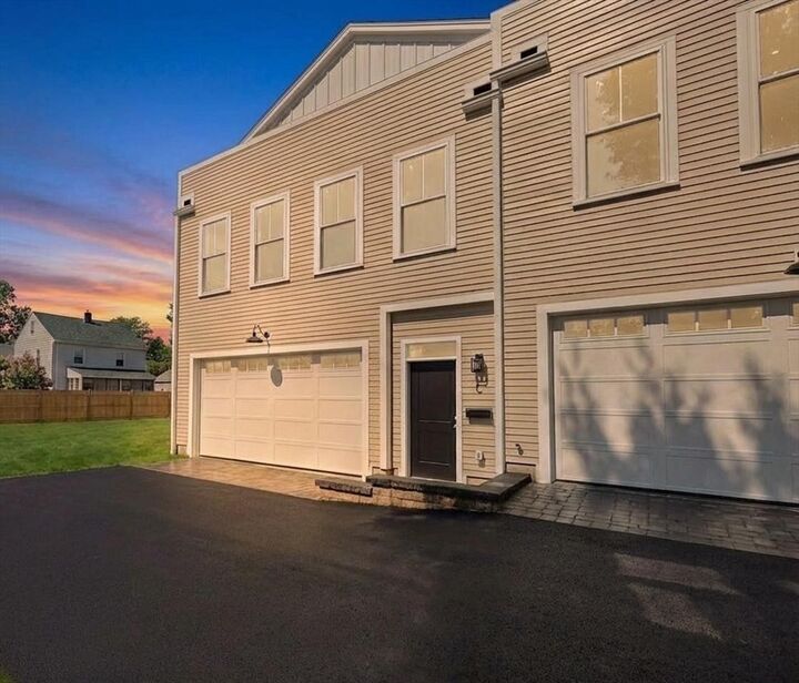 Property Photo:  257R Market Street C  MA 02135 