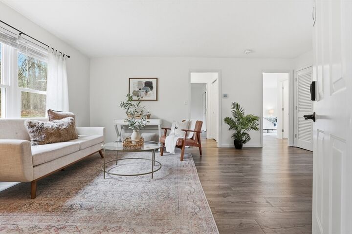 Property Photo: 425 Main St 22C MA 01749