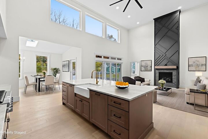 Property Photo:  7 Lewis Court  MA 02043 