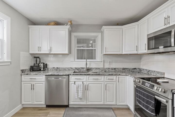 Property Photo:  184 Fitchburg Rd  MA 01469 