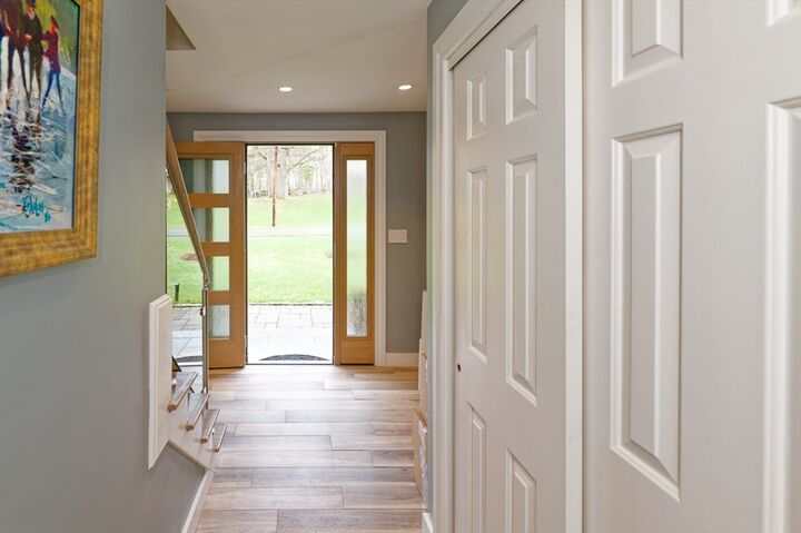 Property Photo:  62 Ledgewood Rd  MA 01701 