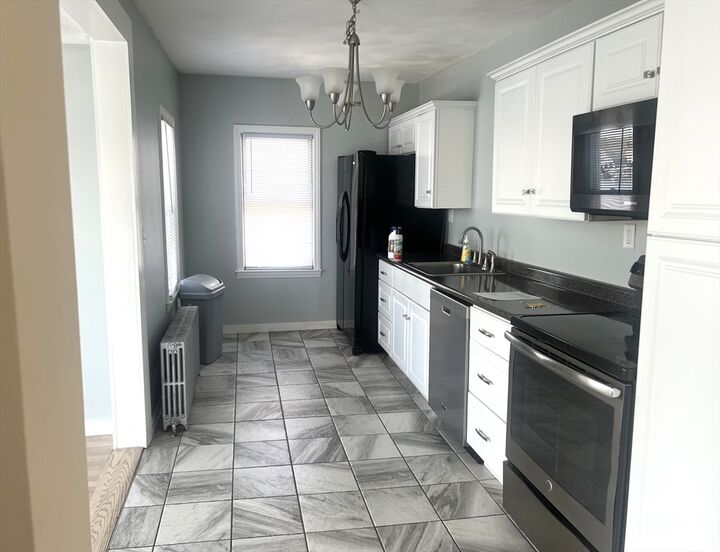 Property Photo:  147 Lake Ave 147  MA 01604 