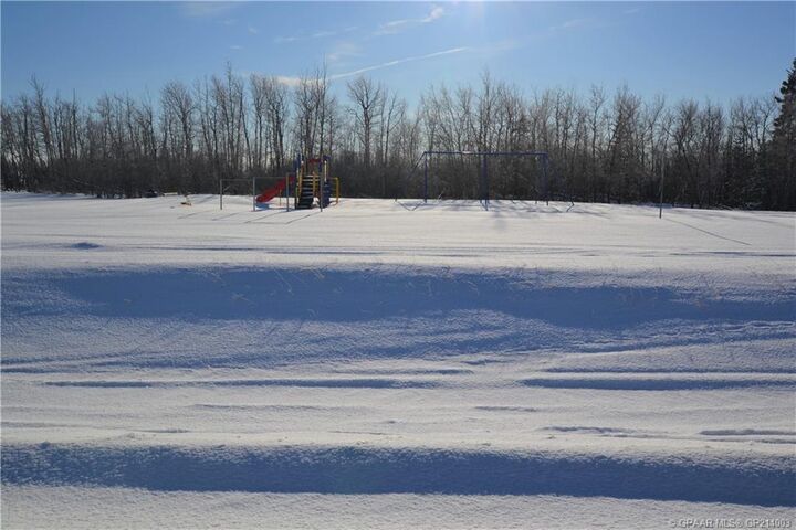 Property Photo: 51 721022 Range Road 54 AB T8X 0G7