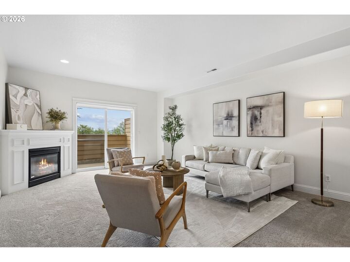 Property Photo:  4830 SW View Point Ter  OR 97239 