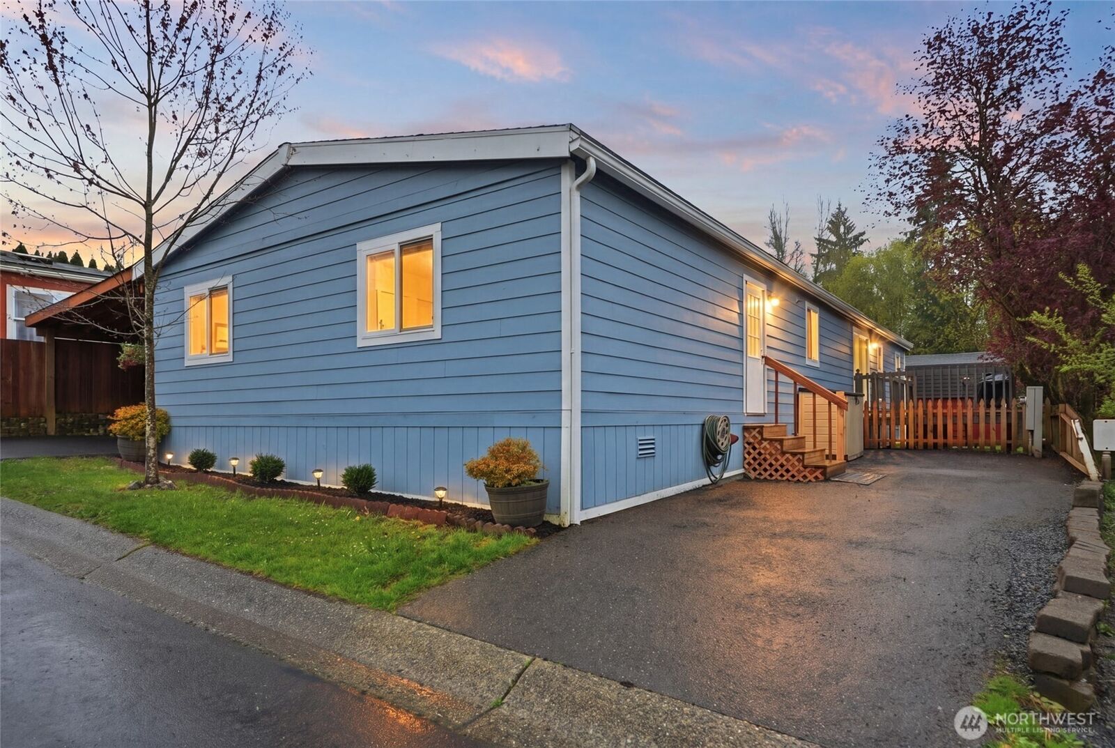 Property Photo:  704  87th Avenue NE 29  WA 98258 