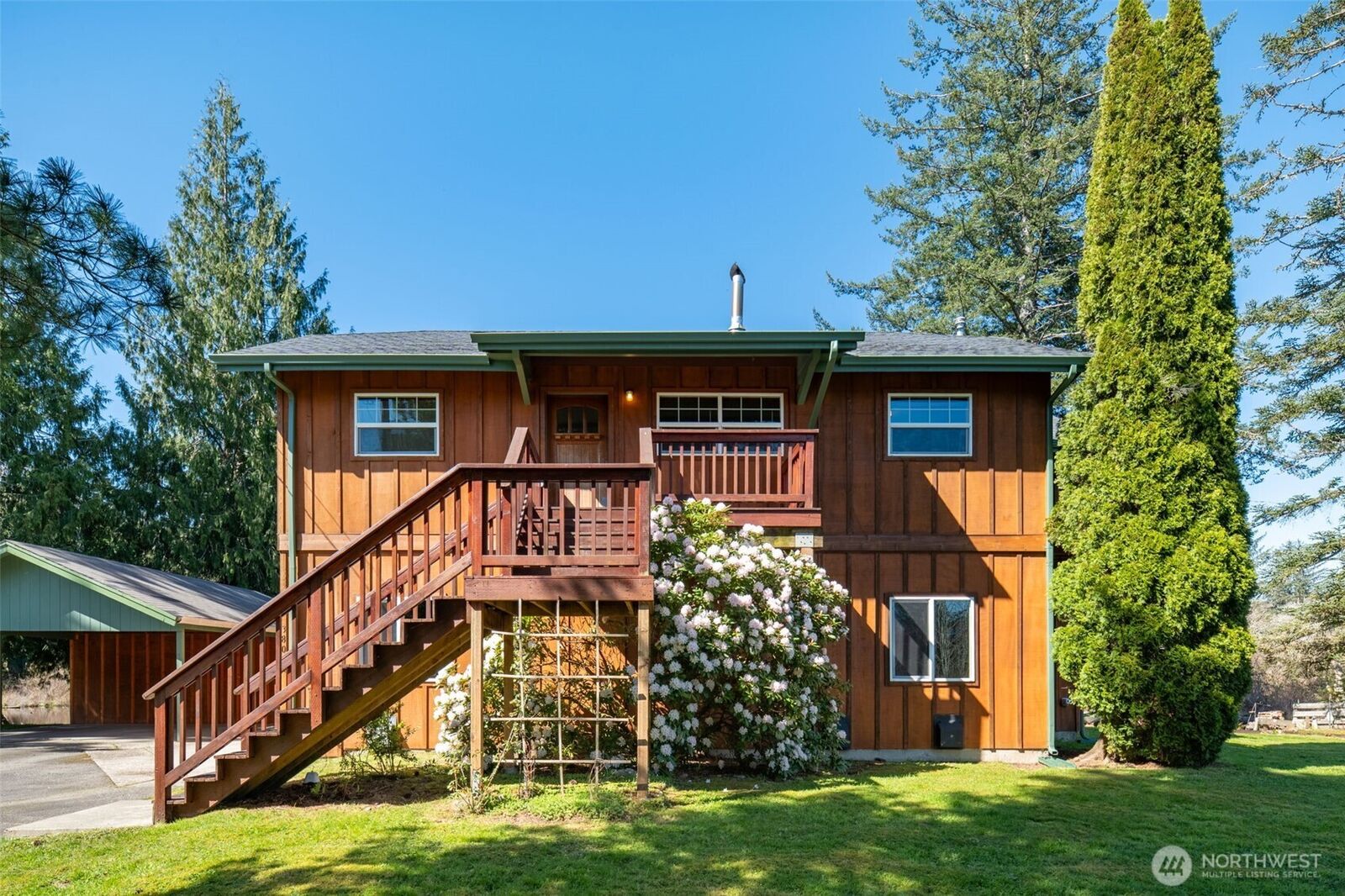 Property Photo:  38002 SE 85th Street  WA 98065 