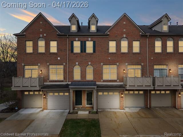 Property Photo:  39854 Rockcrest Circle  MI 48168 