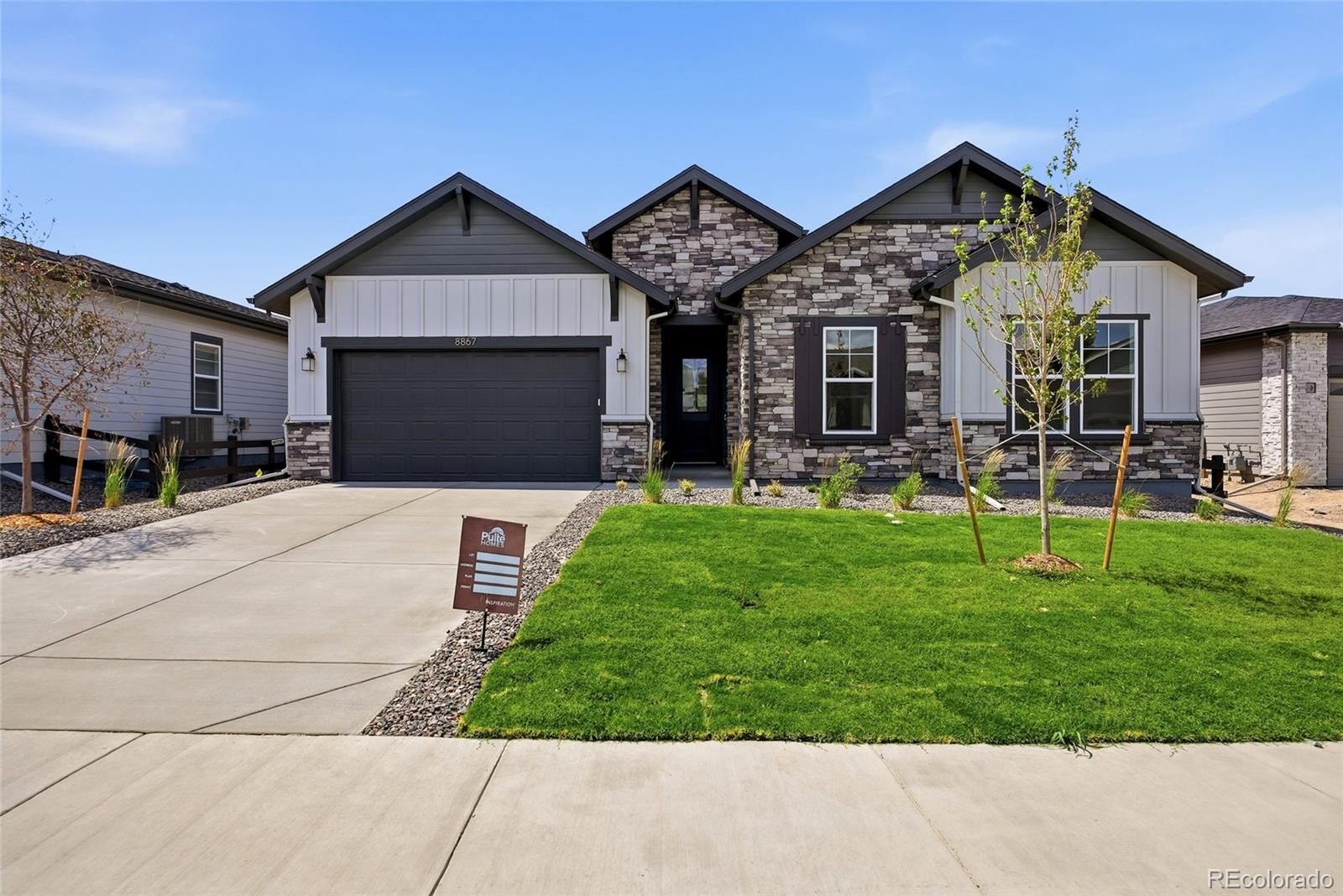 Property Photo:  8867 S Riviera Court  CO 80016 