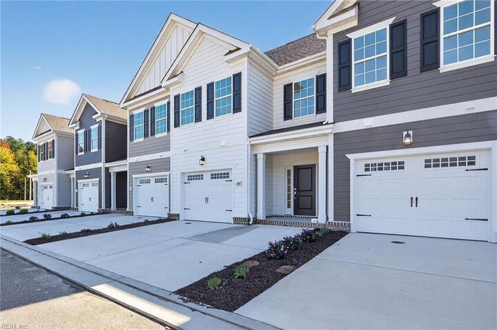 Property Photo: 4908 Apricot Way VA 23321