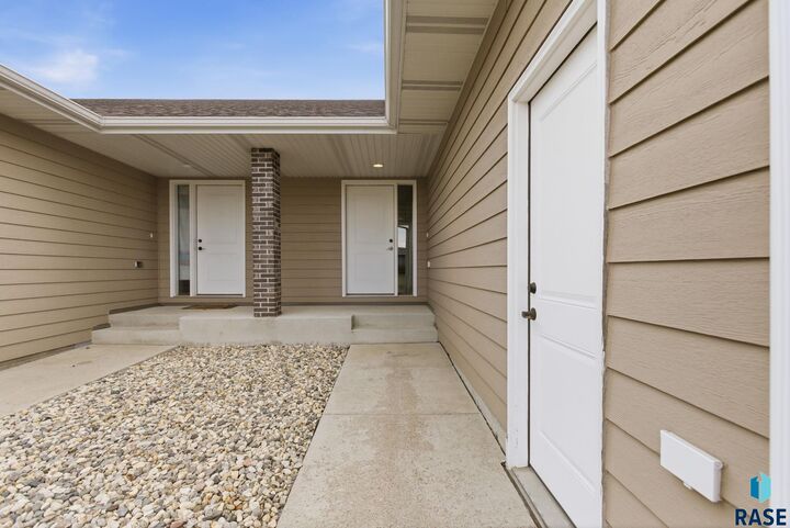 Property Photo:  5918 S Mandy Ave  SD 57106 