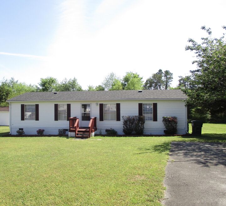 Property Photo:  182 W Meadows Lane NE  TN 37312 