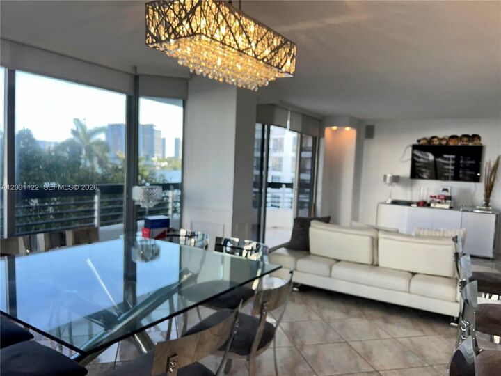 Property Photo:  3600 Mystic Pointe Dr 513  FL 33180 