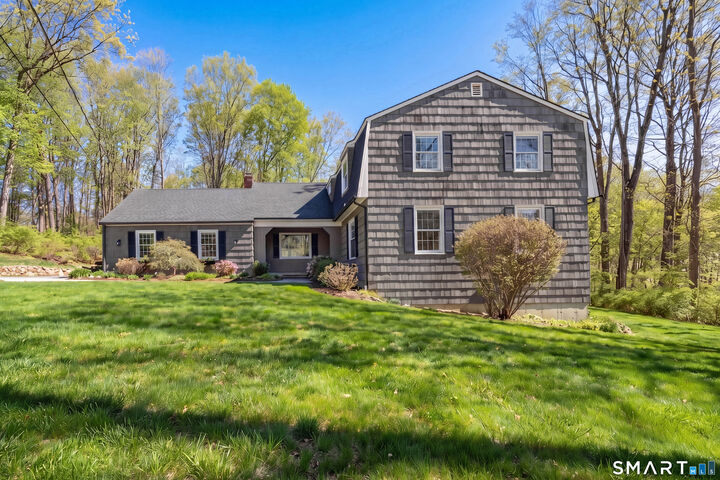 Property Photo:  34 Lindencrest Drive  CT 06811 