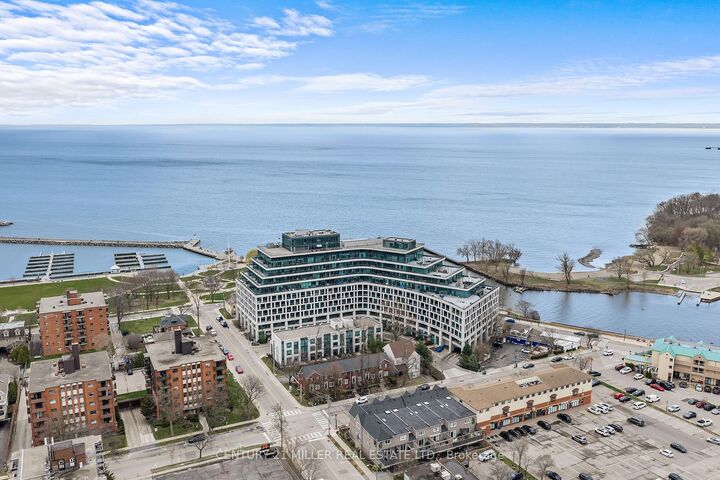 Property Photo:  11 Bronte Road 702  ON L6L 0E1 