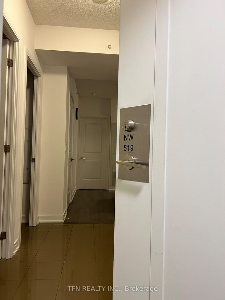 Property Photo: 9201 Yonge Street 519 ON L4C 6Z2