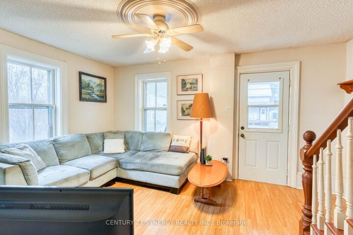 Property Photo: 108 Beckwith Street E ON K7H 1C7