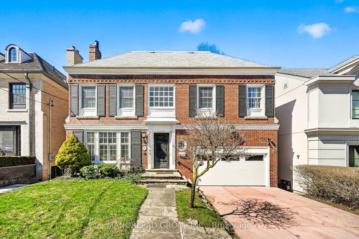 Property Photo:  8 Killarney Road  ON M5P 1L8 