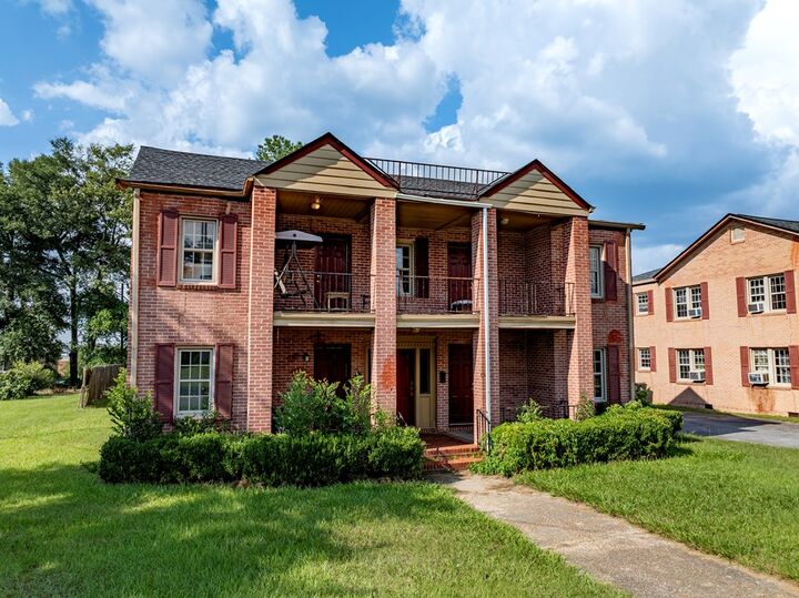 Property Photo: 515 5th Avenue * GA 31768
