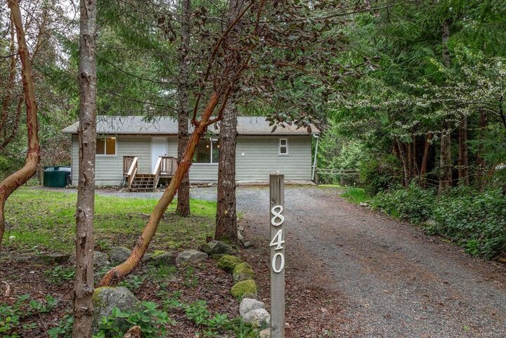 Property Photo: 840 Mary Rd BC V0R 1X3