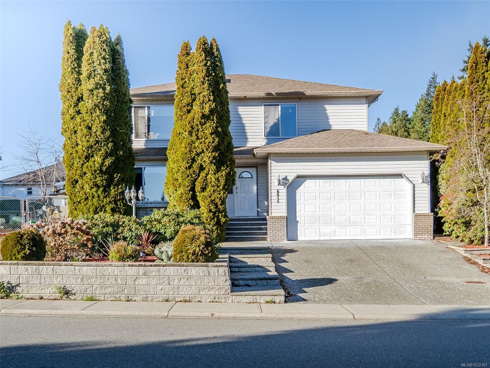 Property Photo:  6614 Everest Dr  BC V9T 6H6 