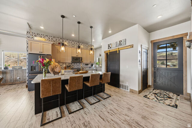 Property Photo: 2423 Timber Lakes Dr 1053 UT 84032