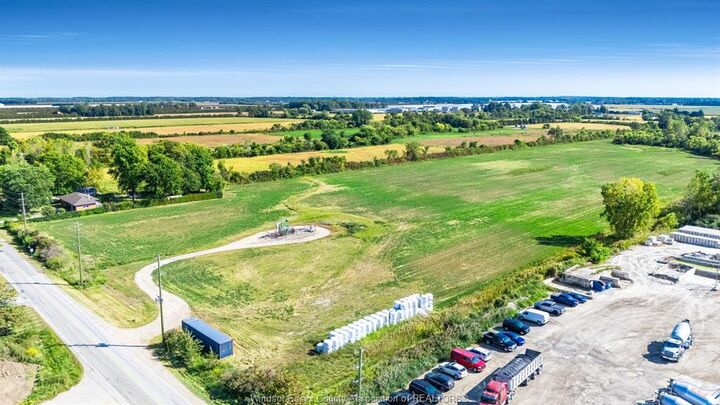 Property Photo:  V/L Mersea Rd 5  ON N8H 3V6 