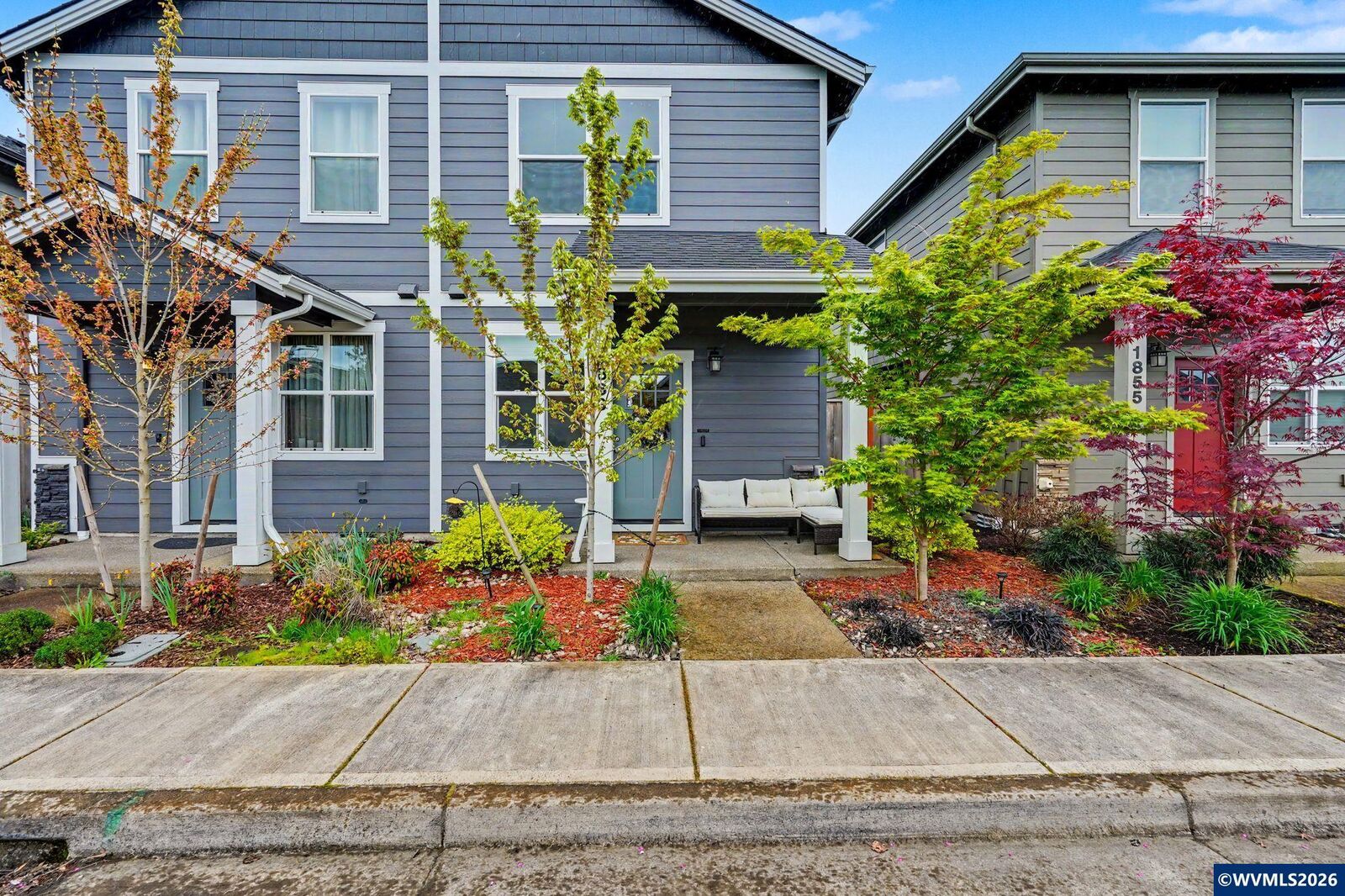 Property Photo:  1863 SE Mulberry Av  OR 97338 