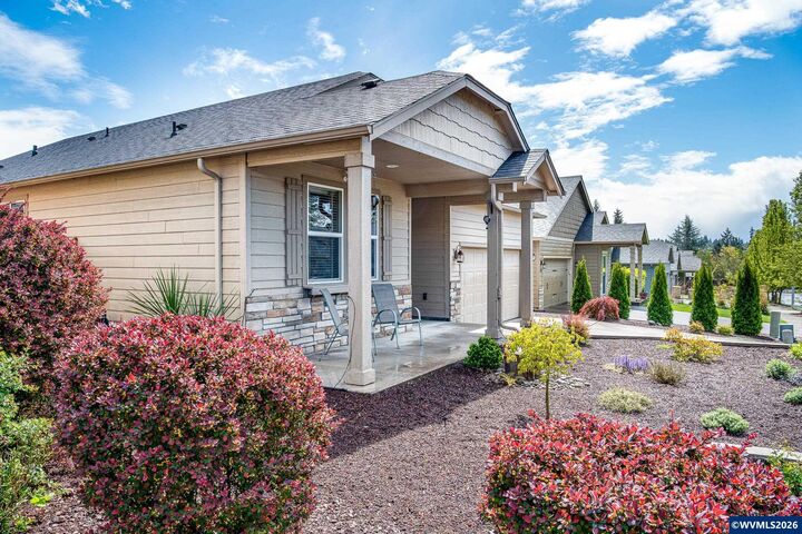 Property Photo:  2673 Kingston Wy NW  OR 97321 