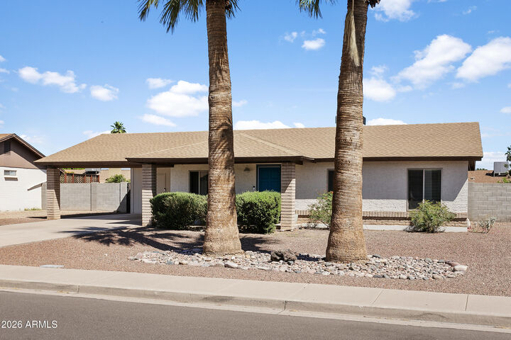 Property Photo:  1028 W Minton Drive  AZ 85282 