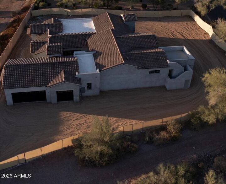 Property Photo:  6431 E Flat Iron Loop  AZ 85118 