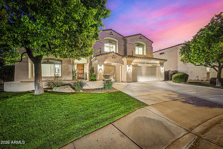 Property Photo:  1563 W Kaibab Drive  AZ 85248 