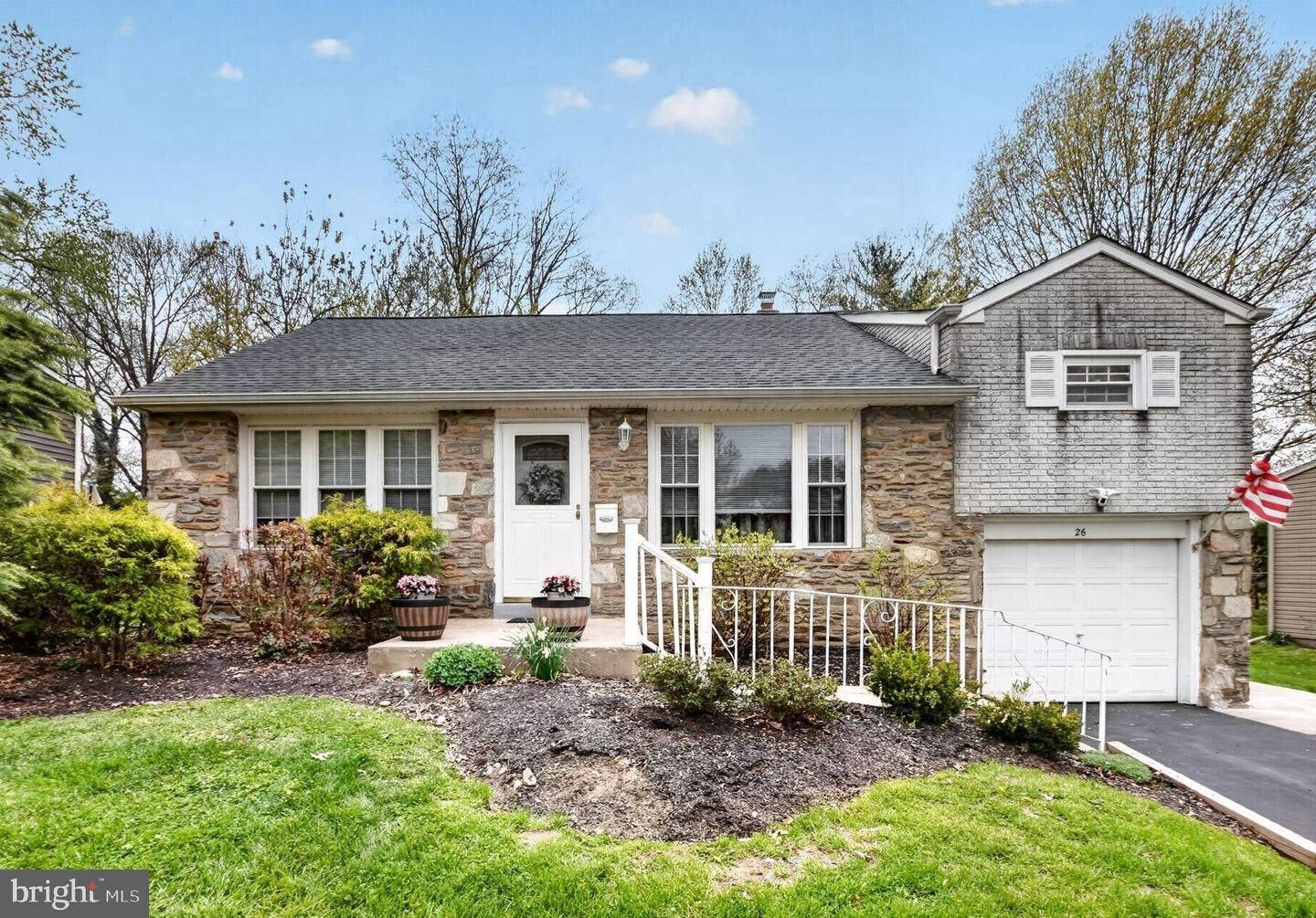 Property Photo: 26 Northview Drive PA 19038
