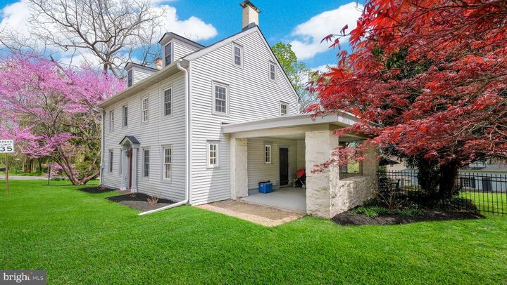 Property Photo:  204 W Brookhaven Road  PA 19086 
