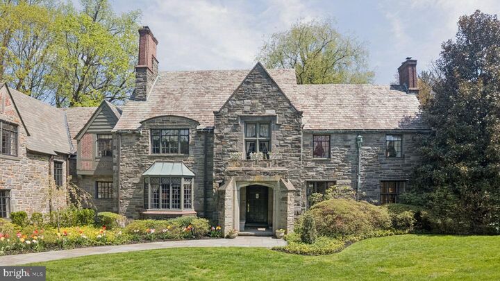 Property Photo:  517 Fishers Road  PA 19010 