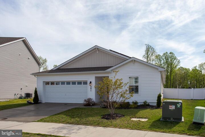 Property Photo:  291 Forest Edge Ave  MD 20646 