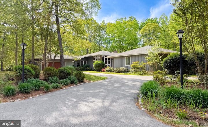 Property Photo:  41249 Brenda Court  MD 20650 