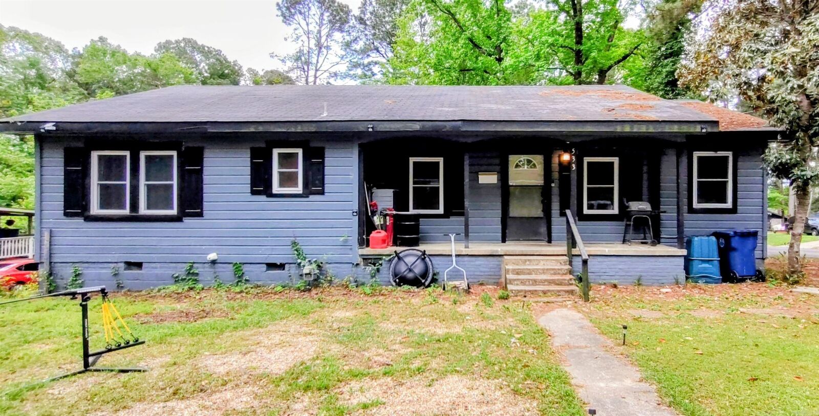 Property Photo:  533 Crestwood  AR 71701 