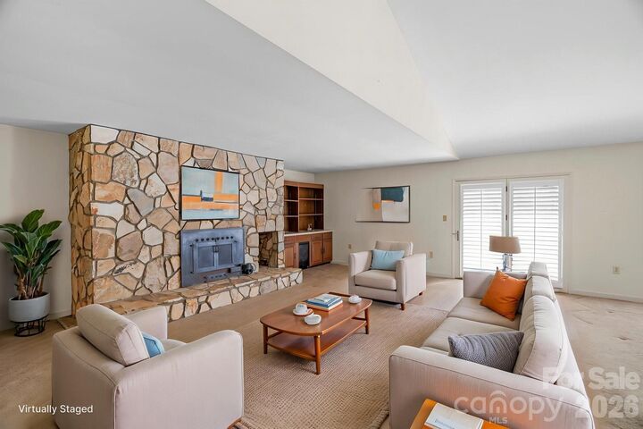 Property Photo:  15015 Pawnee Trail  NC 28104 