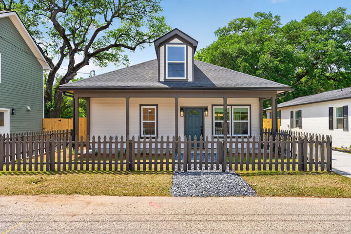 Property Photo:  4833 Williams Avenue  SC 29405 