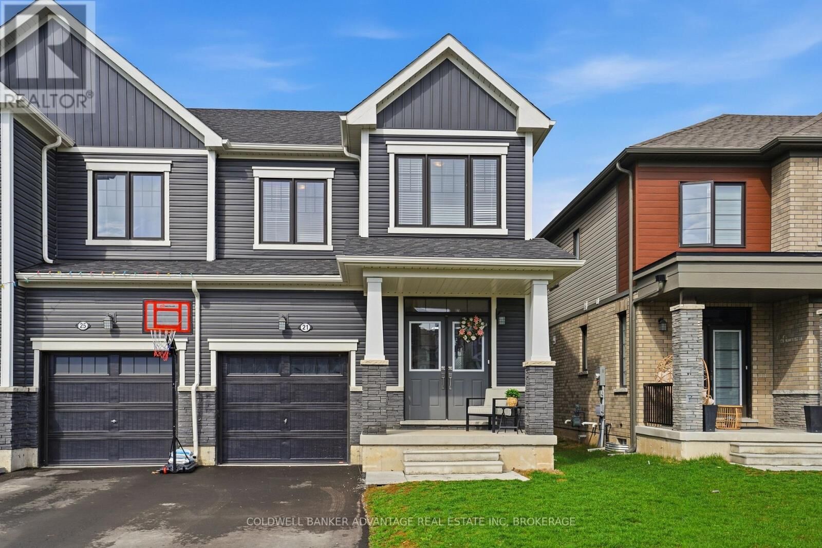 Property Photo:  21 Blackberry Lane  ON L0S 1K0 