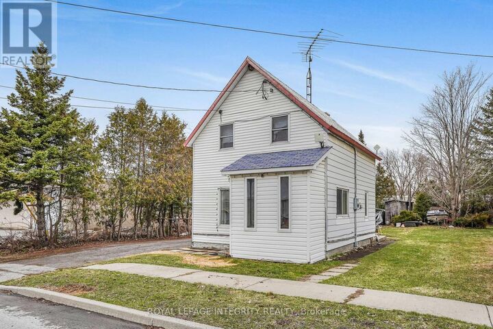 259 Bishop Street North — photo 1