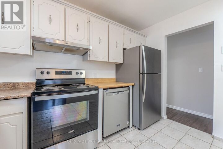 Property Photo:  862 Lakeshore Drive  ON P1A 2G8 