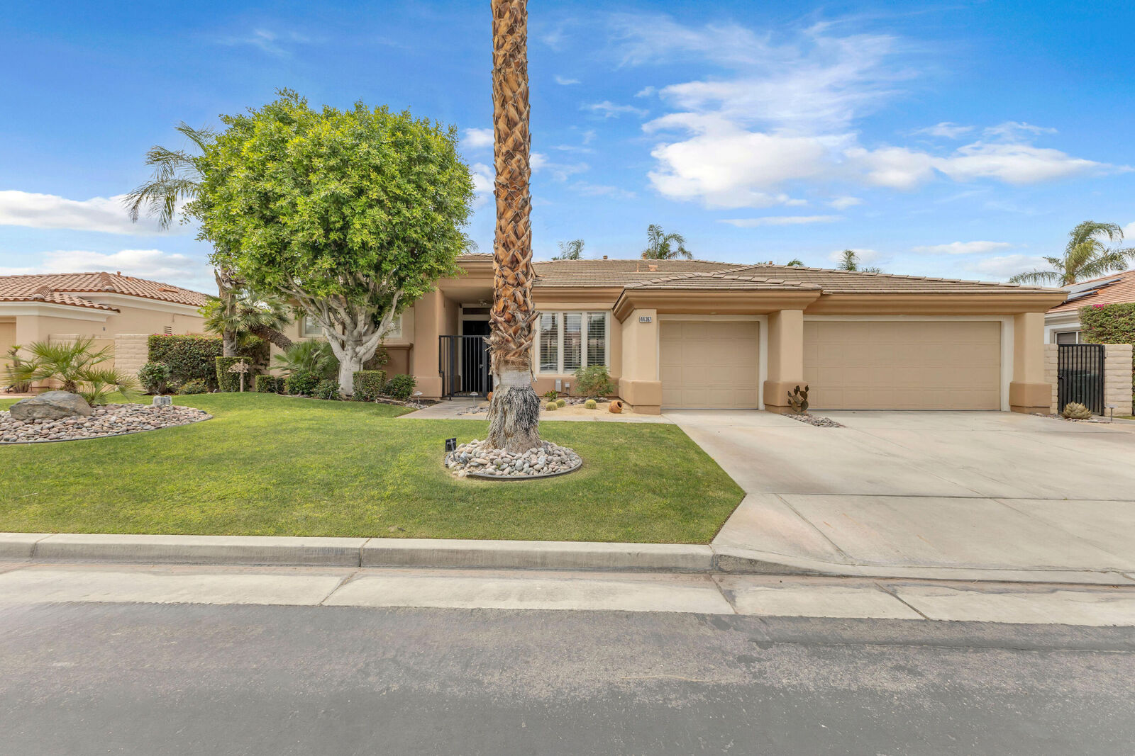 Property Photo:  44397 Mesquite Drive  CA 92210 