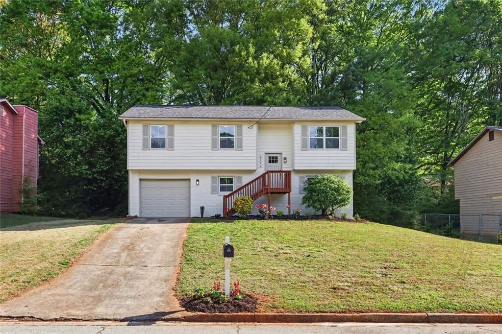 Property Photo:  2546 Candler Woods  GA 30032 