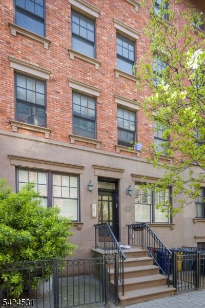 Property Photo:  315 Grand St 3  NJ 07030 