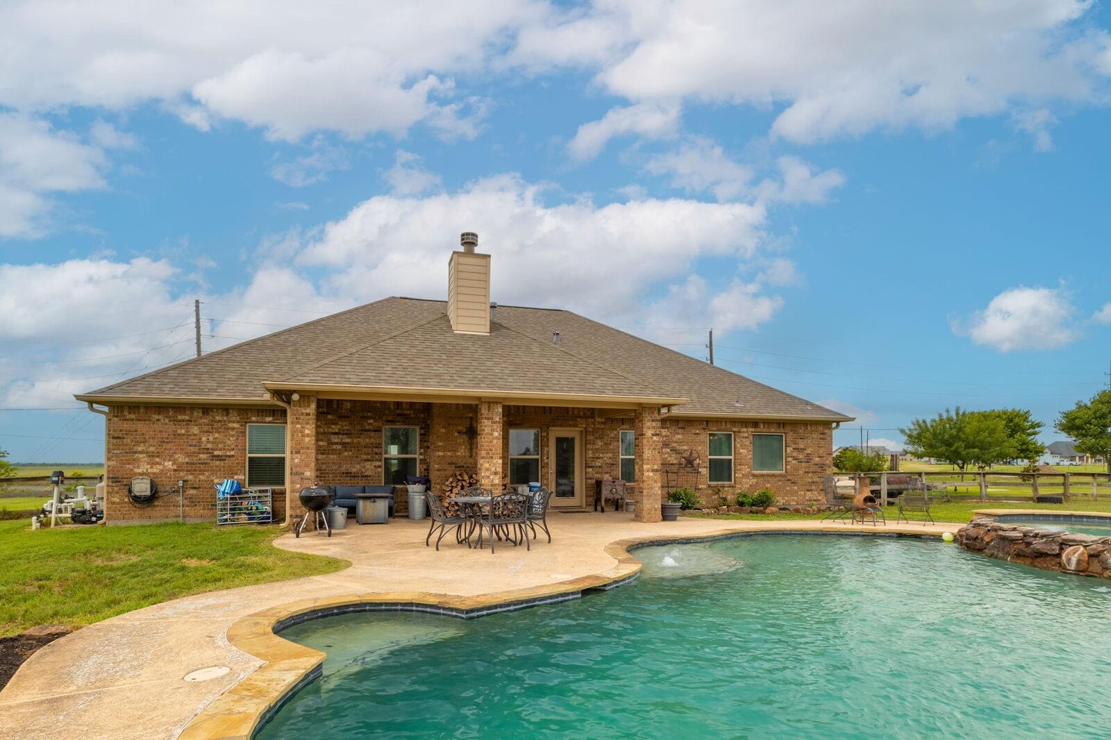 Property Photo: 5236 Hillboldt Road TX 77474