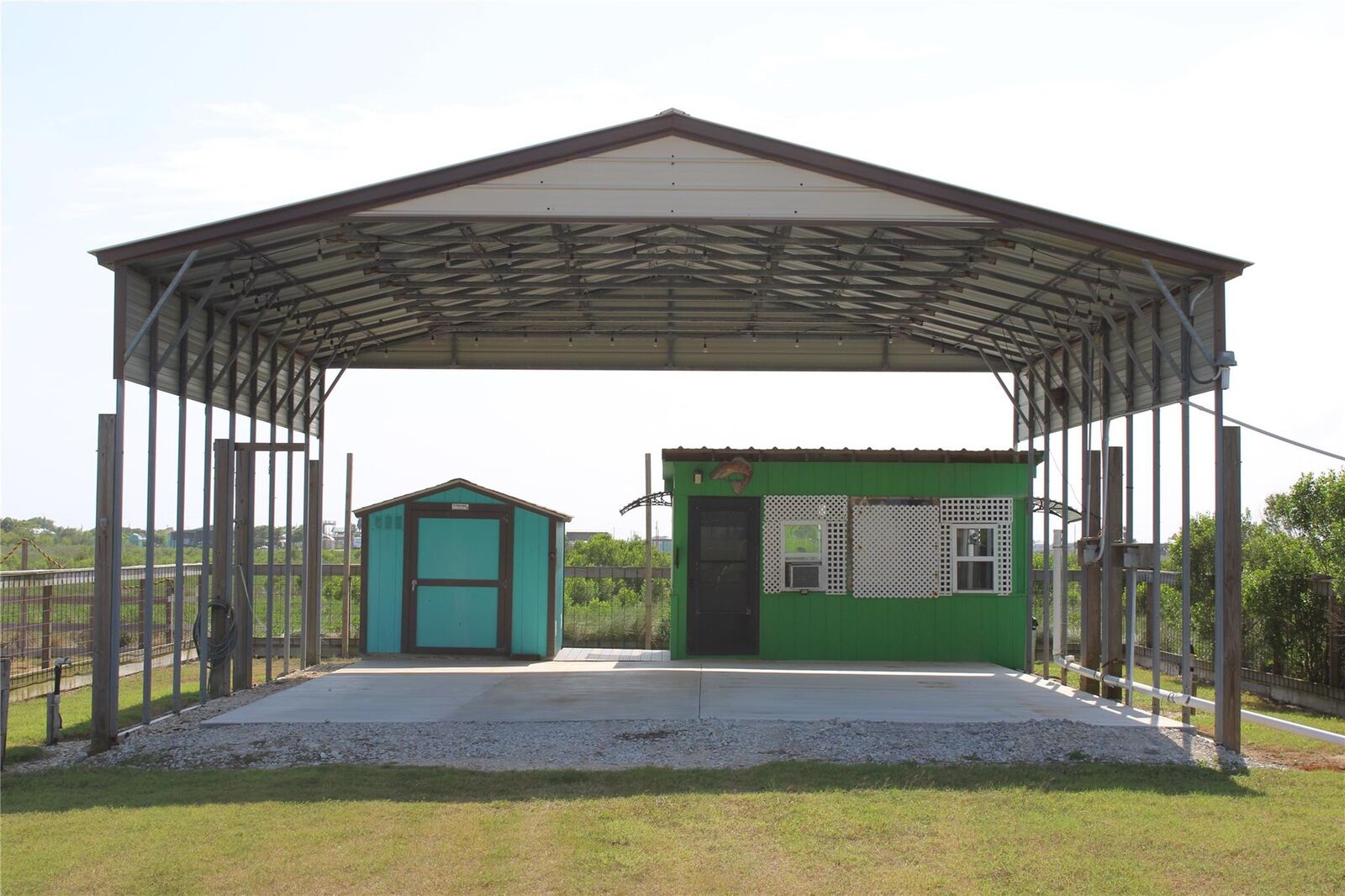 Property Photo: 1502 County Road 299 TX 77414