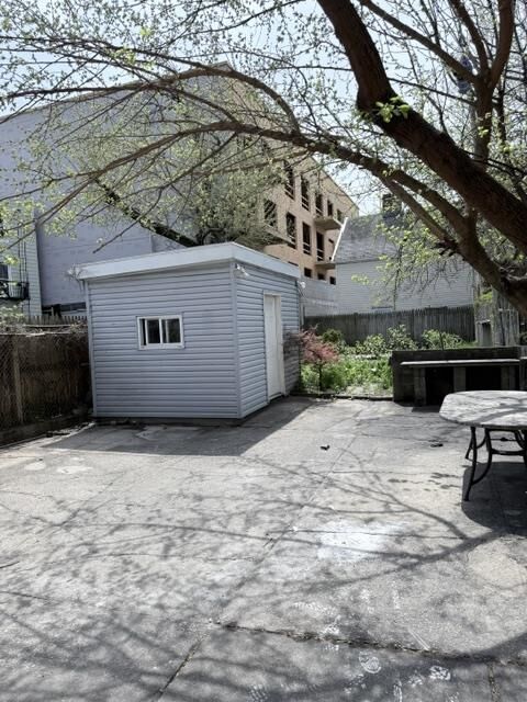 Property Photo:  85 Laidlaw Ave 1  NJ 07306 