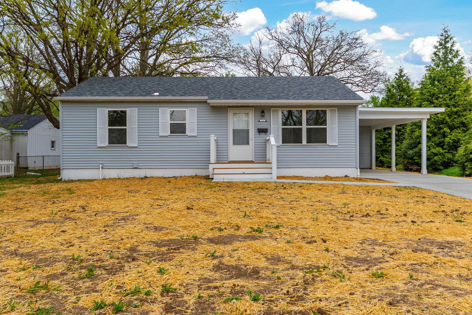Property Photo:  1121 Lakeview Road  MO 65265 