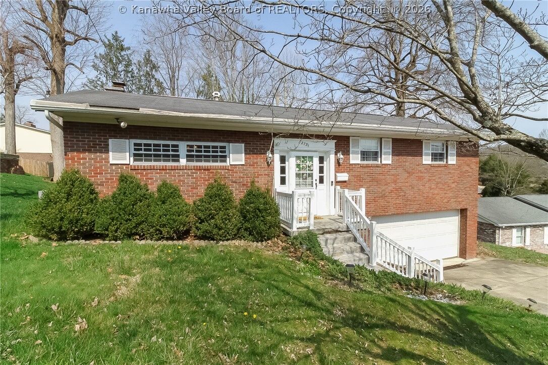 Property Photo:  2731 Kincaid Drive  WV 25177 